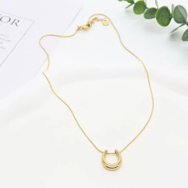 necklace00024 gold